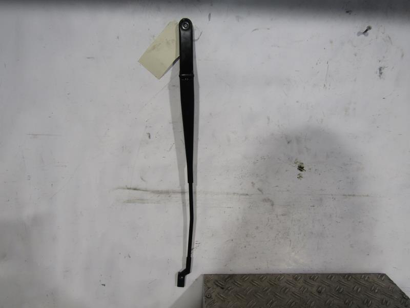 Braccio tergicristallo anteriore destro VOLKSWAGEN PASSAT 6 Diésel - 1