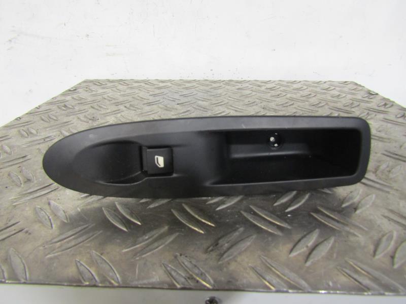 Interruttore lavacristalli posteriore sinistro CITROEN C4 2 PHASE 1 Diésel - 1