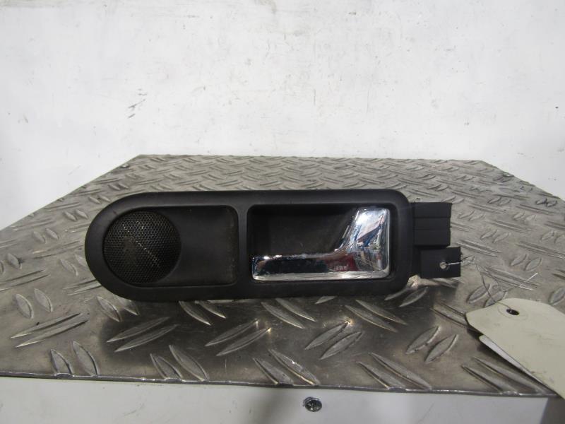 Maniglia interna posteriore destra VOLKSWAGEN PASSAT 4 PHASE 1 BREAK Diésel - 1
