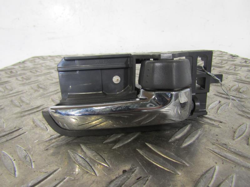 Maniglia interna posteriore destra SUZUKI SWIFT 3 Gasolina - 1