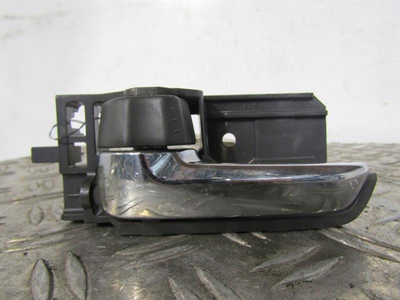 Maniglia interna posteriore sinistra SUZUKI SWIFT 3 Gasolina - 1