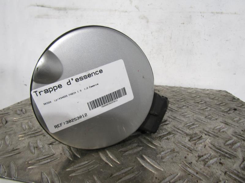 Trappe d'essence SKODA FABIA 1 PHASE 1 Essence - 1