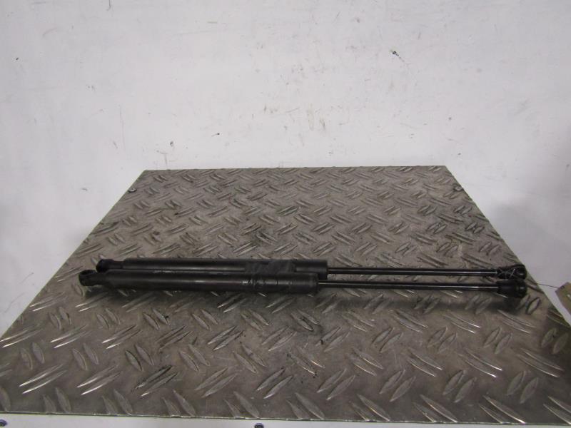 Verin de coffre CITROEN DS3 PHASE 1 Essence - 1