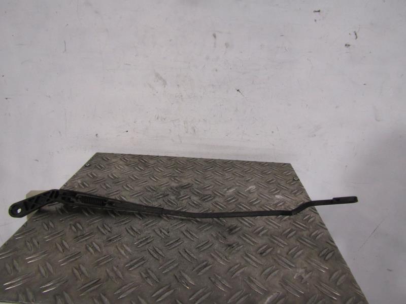 Braccio tergicristallo anteriore destro VOLKSWAGEN GOLF 3 Diésel - 1