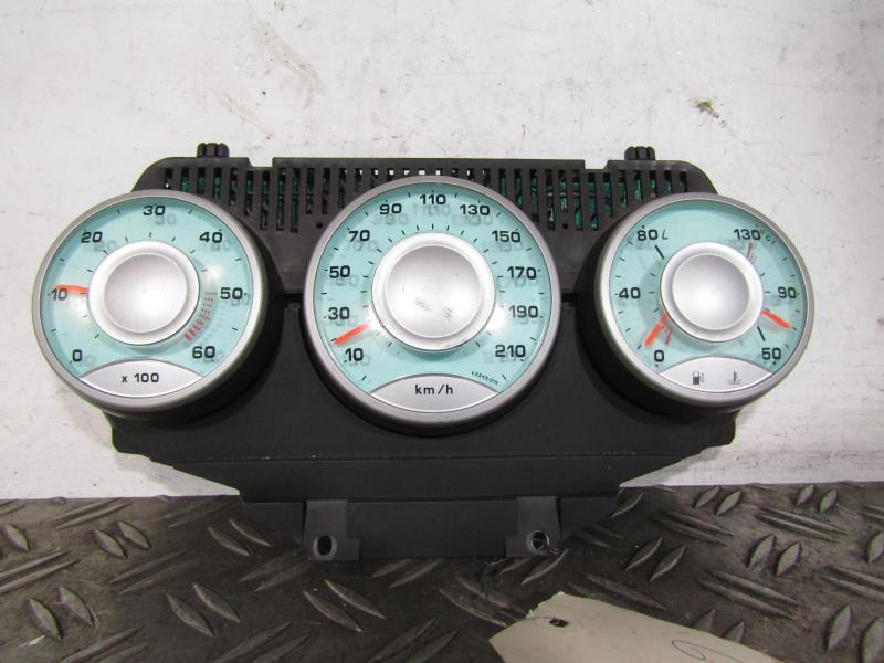 Compteur CITROEN C8 Diesel - 1