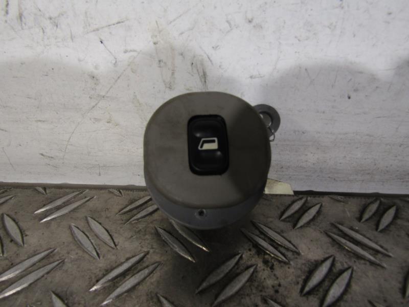 Interruttore lavacristalli posteriore destro CITROEN XSARA PICASSO PHASE 2 Diésel - 1