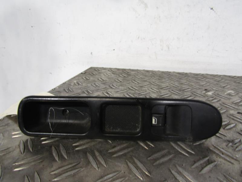 Interruttore lavacristalli anteriore destro PEUGEOT 307 PHASE 2 Diésel - 1