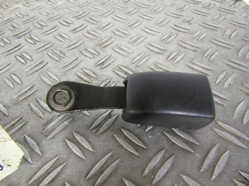 Aggancio cintura sicurezza posteriore sinistro TOYOTA RAV4 2 PHASE 1 Diésel - 1