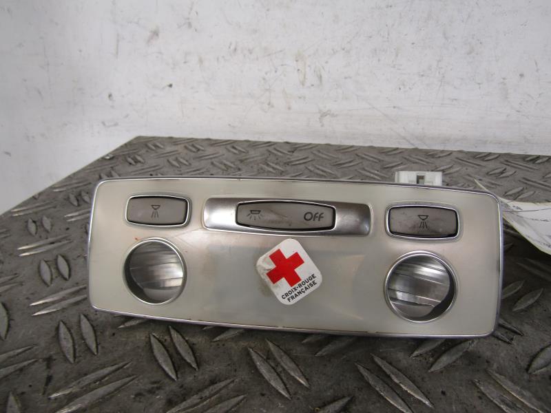 Eclairage de plafonnier RENAULT LAGUNA 3 PHASE 1 BREAK Diesel - 1
