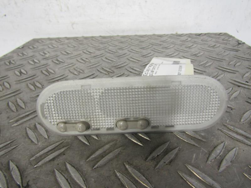 Eclairage de plafonnier RENAULT MODUS PHASE 2 Essence - 1
