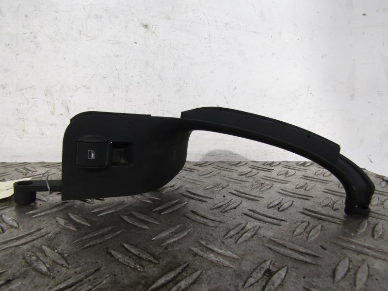 Interruttore lavacristalli anteriore destro AUDI A4 2 PHASE 1 Diésel - 1