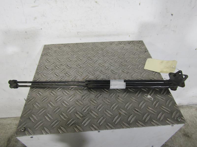 Verin de coffre FORD FOCUS 2 PHASE 2 BREAK Diesel - 1