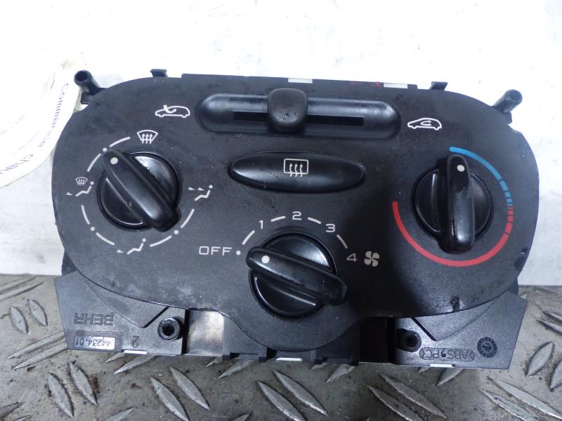 Commande chauffage PEUGEOT 206 PHASE 1 CABRIOLET Essence - 1