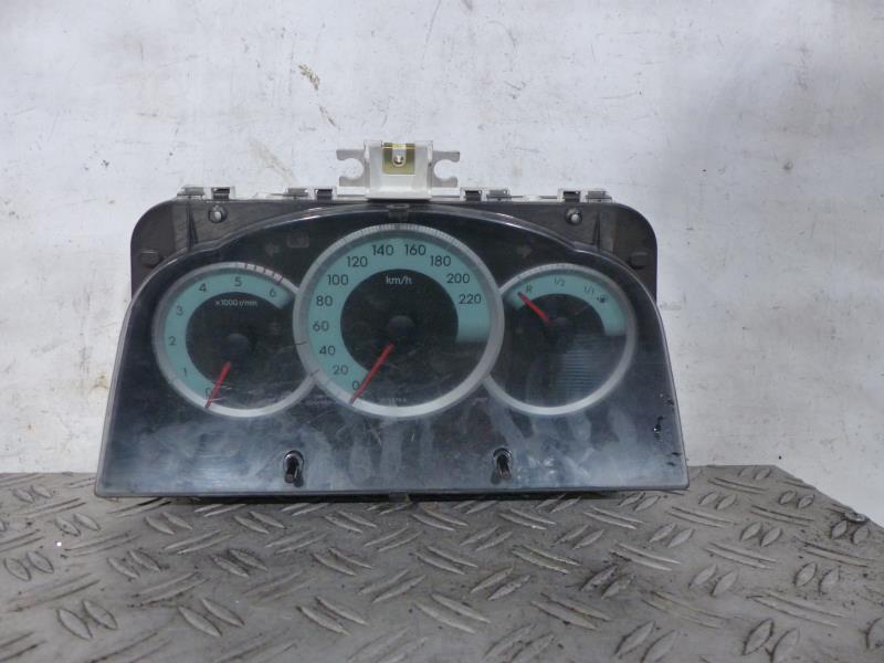 Compteur TOYOTA COROLLA VERSO 2 PHASE 1 Diesel - 1