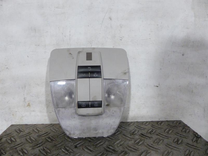 Eclairage de plafonnier MERCEDES CLASSE B 245 PHASE 1 Essence - 1