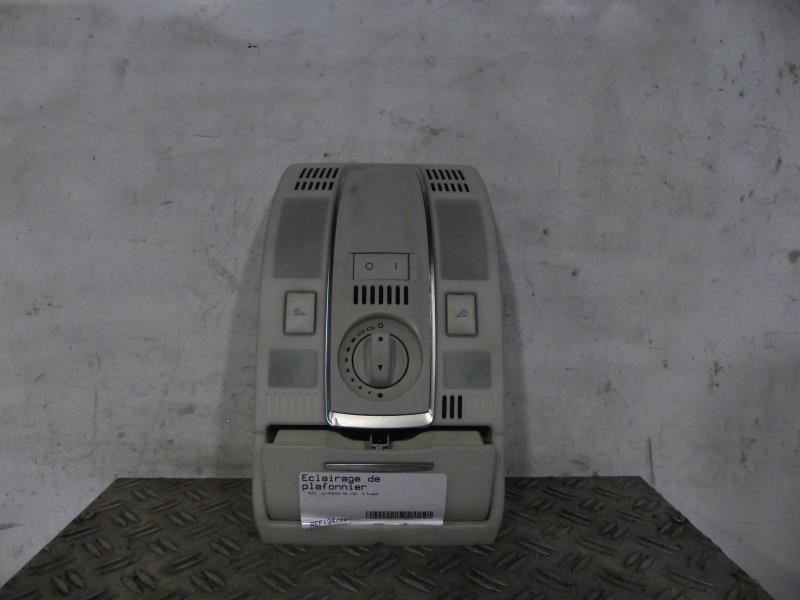 Eclairage de plafonnier AUDI A6 3 AVANT PHASE 1 BREAK Diesel - 1