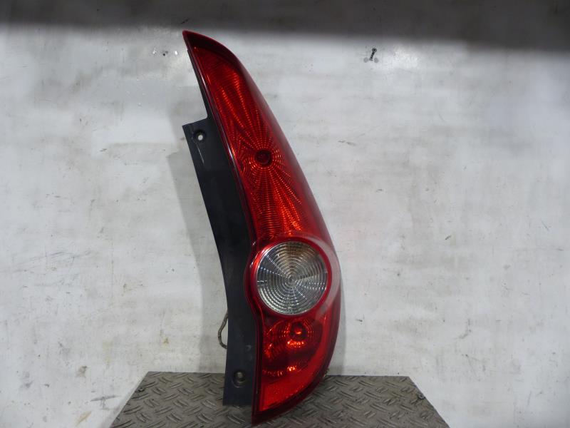 Fanale posteriore principale destro (luci) OPEL AGILA B Gasolina - 1