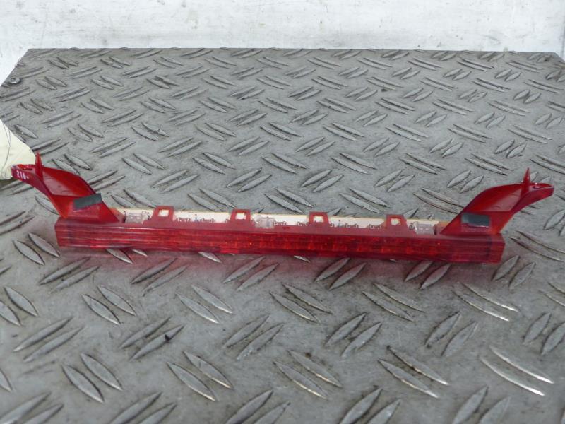 Feu arriere stop central BMW SERIE 1 E87 PHASE 2 Diesel - 1