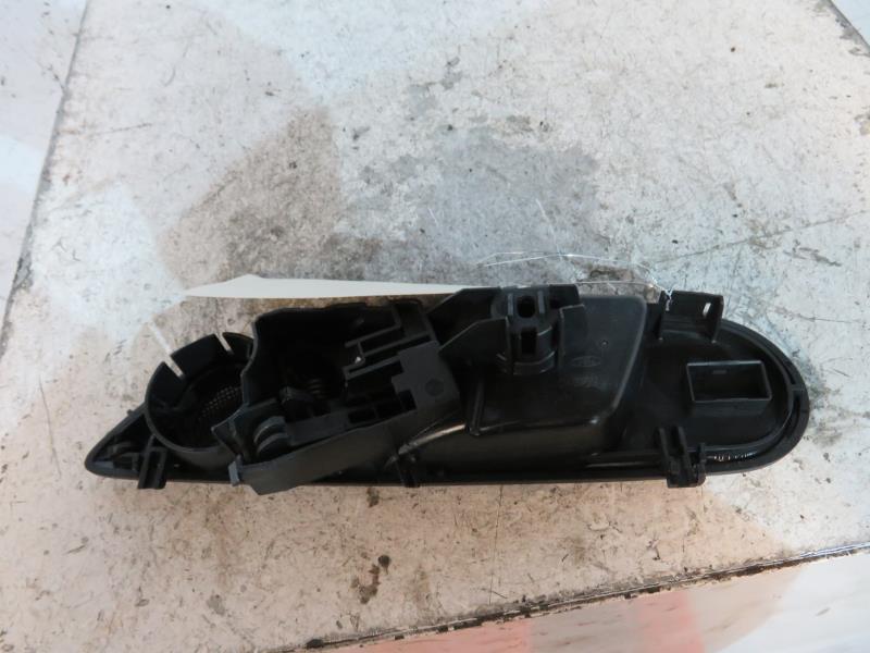 Maniglia interna anteriore destra FORD FIESTA 6 PHASE 1 Diésel - 1