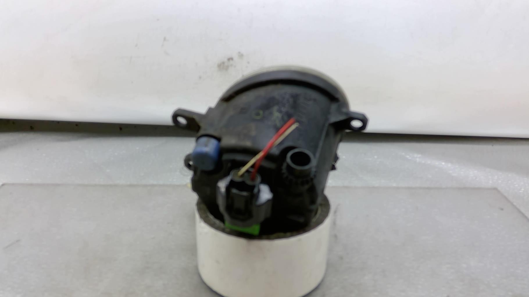 Fendinebbia destro (luci) TOYOTA YARIS 2 PHASE 1 Gasolina - 1