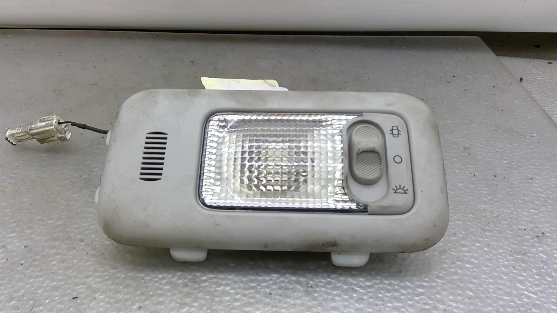 Eclairage de plafonnier CITROEN C1 2 Essence - 1