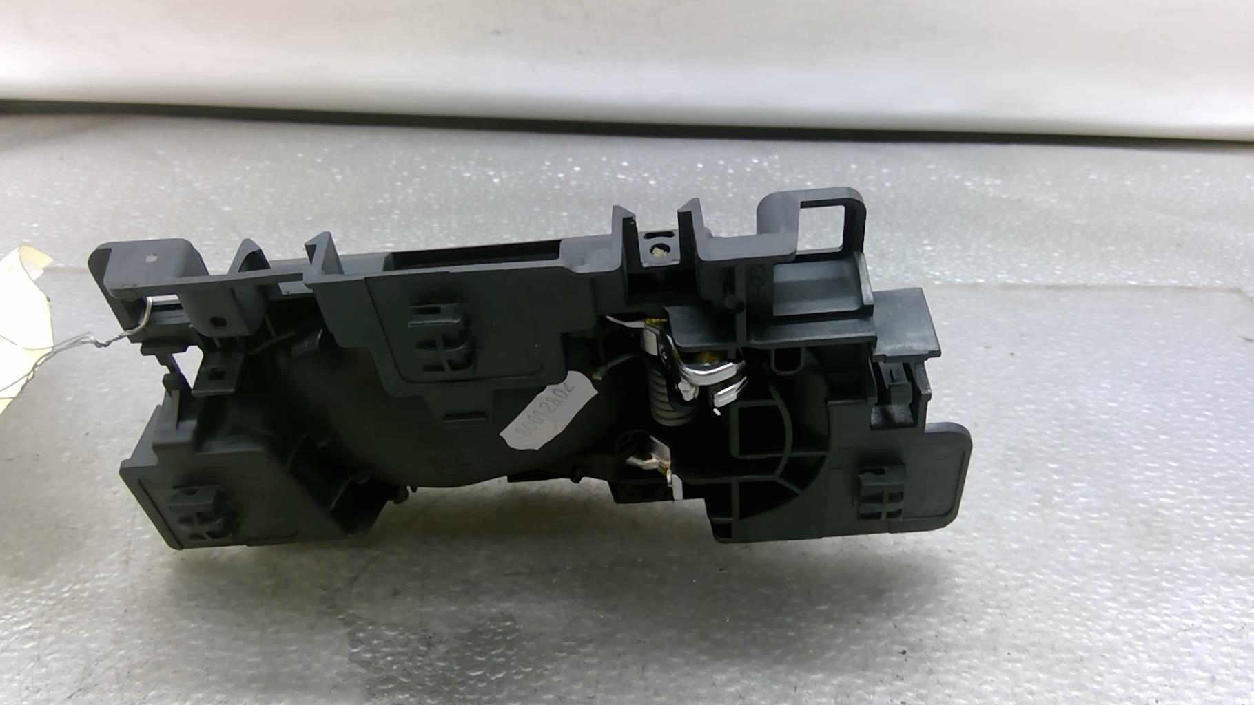 Maniglia interna posteriore destra CITROEN C3 3 PHASE 1 Gasolina - 1