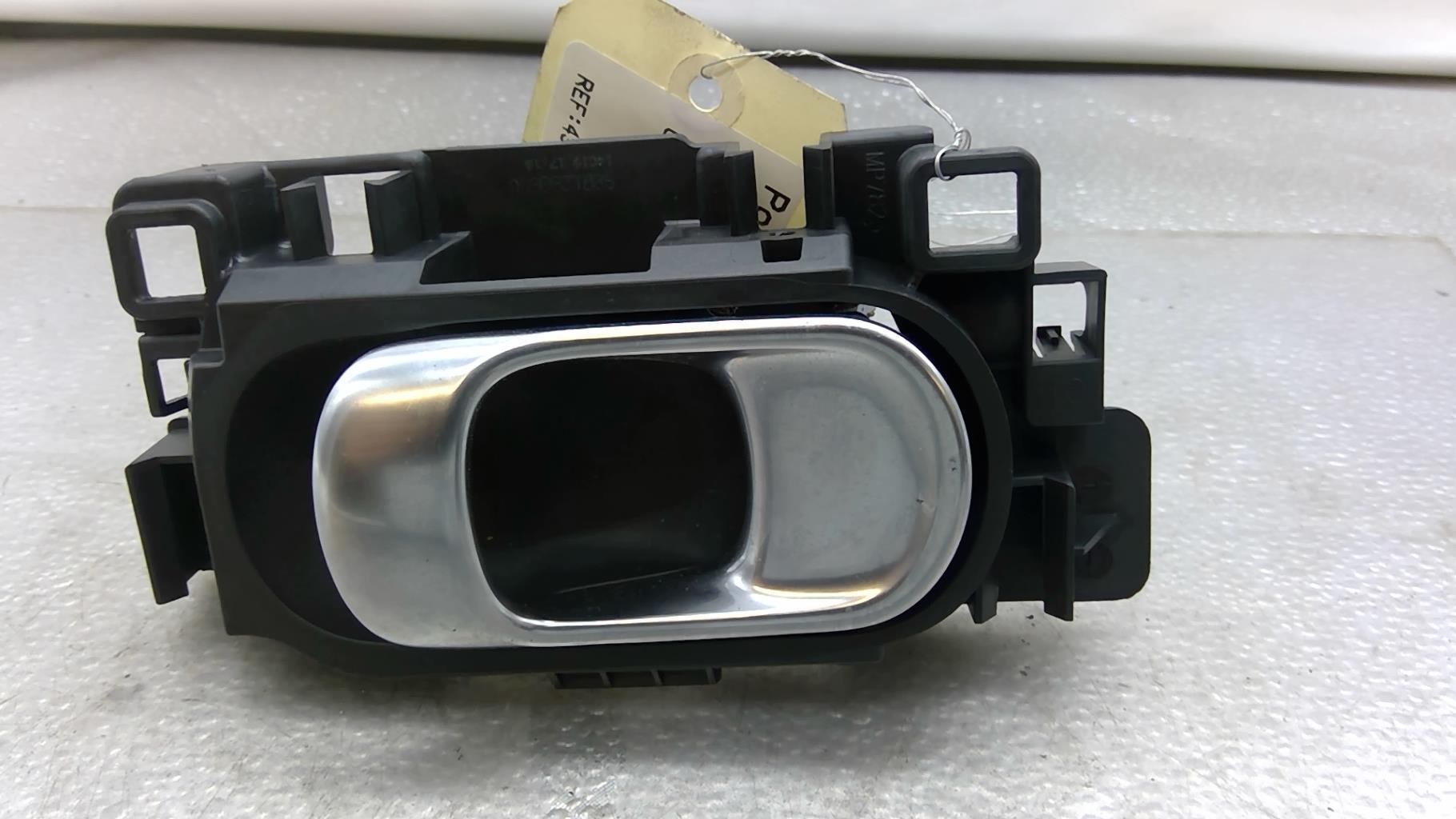 Maniglia interna posteriore sinistra CITROEN C3 3 PHASE 1 Gasolina - 1