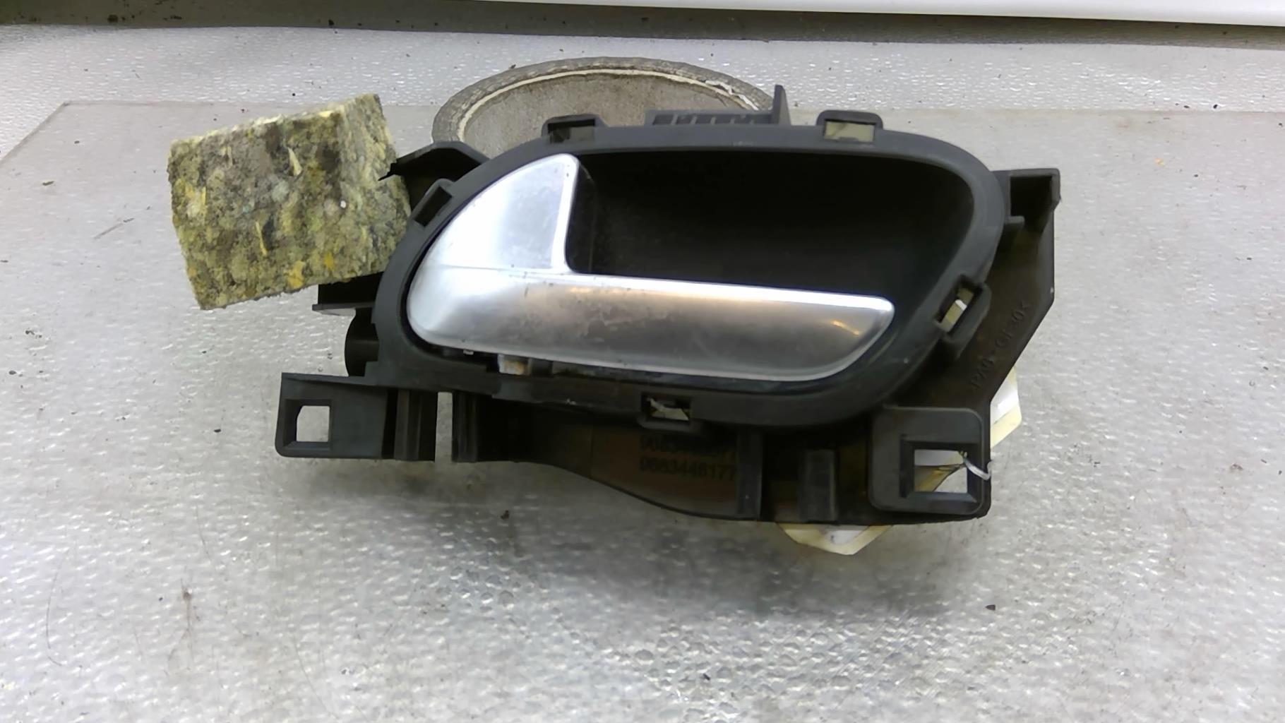 Maniglia interna posteriore sinistra CITROEN C3 PICASSO PHASE 2 Diésel - 1