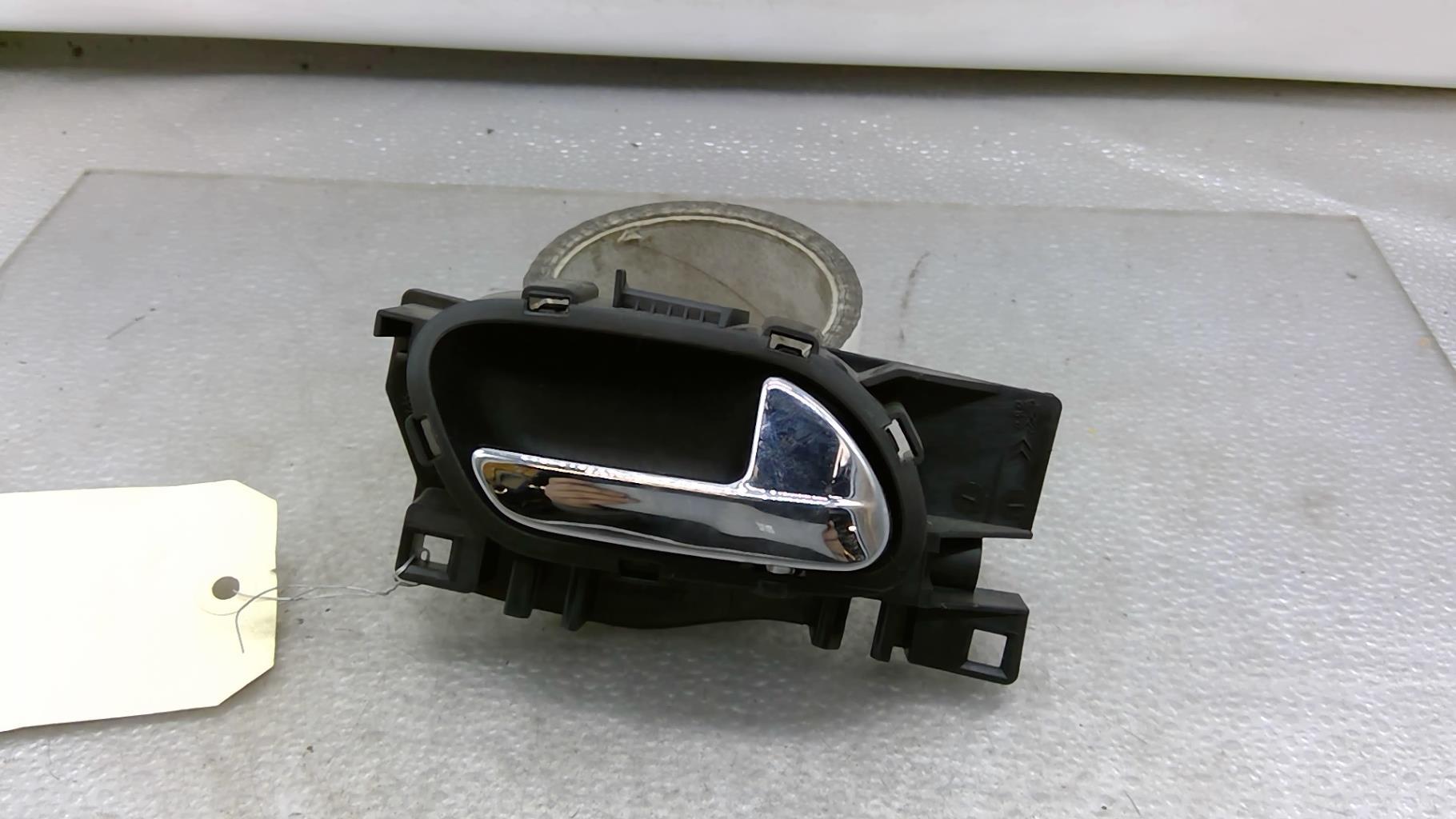 Maniglia interna anteriore destra PEUGEOT 3008 1 PHASE 1 Diésel - 1