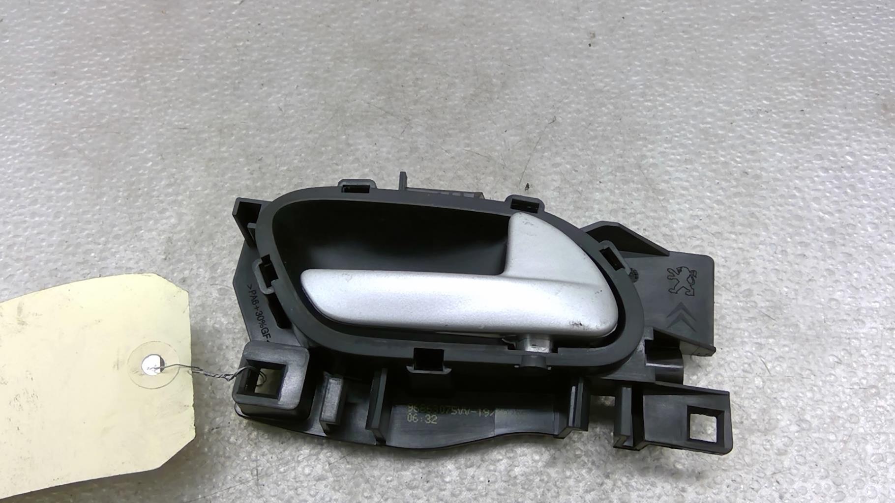 Maniglia interna anteriore sinistra CITROEN BERLINGO 2 PHASE 1 Diésel - 1