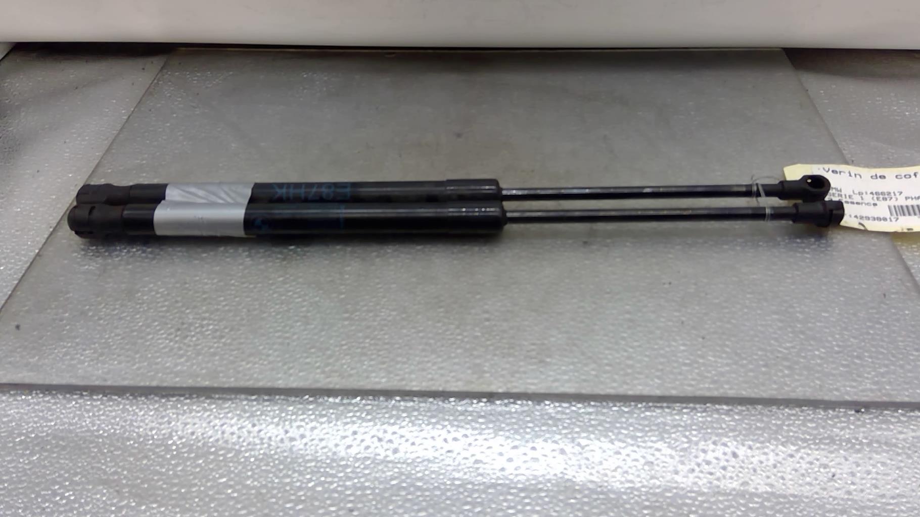 Verin de coffre BMW SERIE 1 E81 Essence - 1