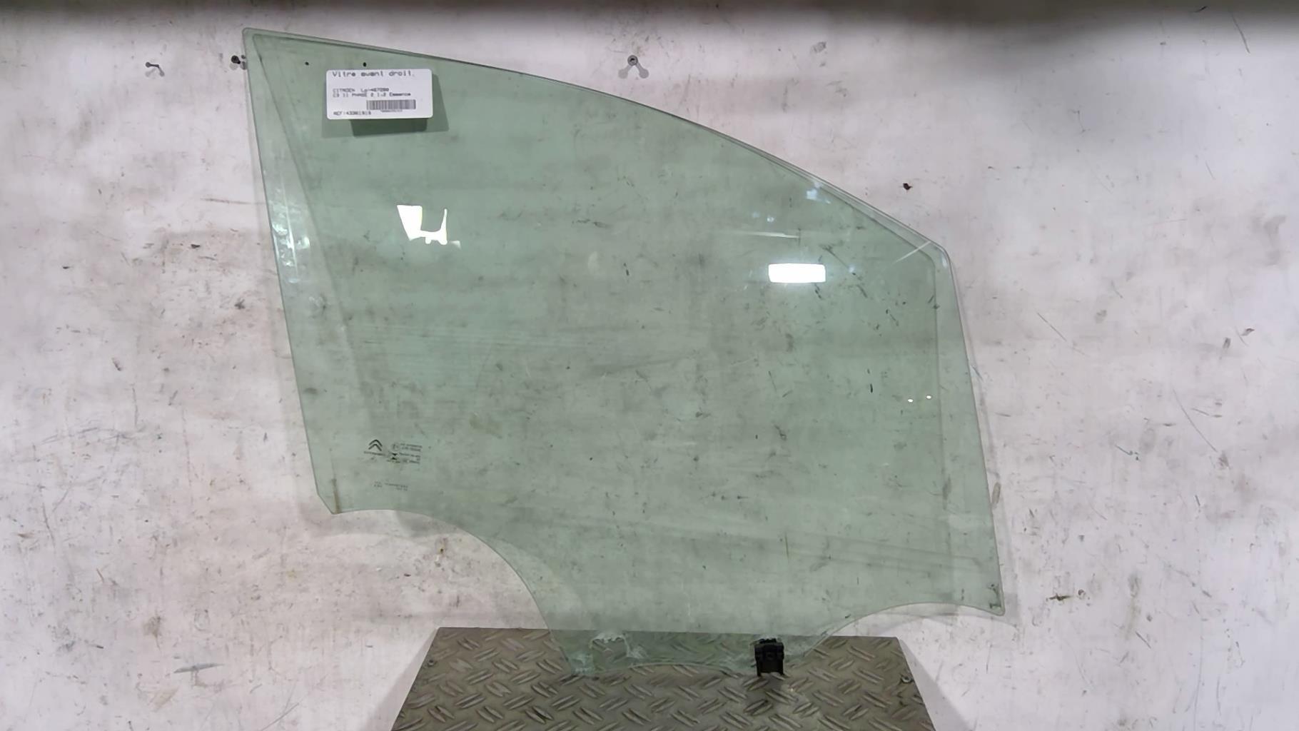 Vitre avant droit CITROEN C3 3 PHASE 1 Essence - 1