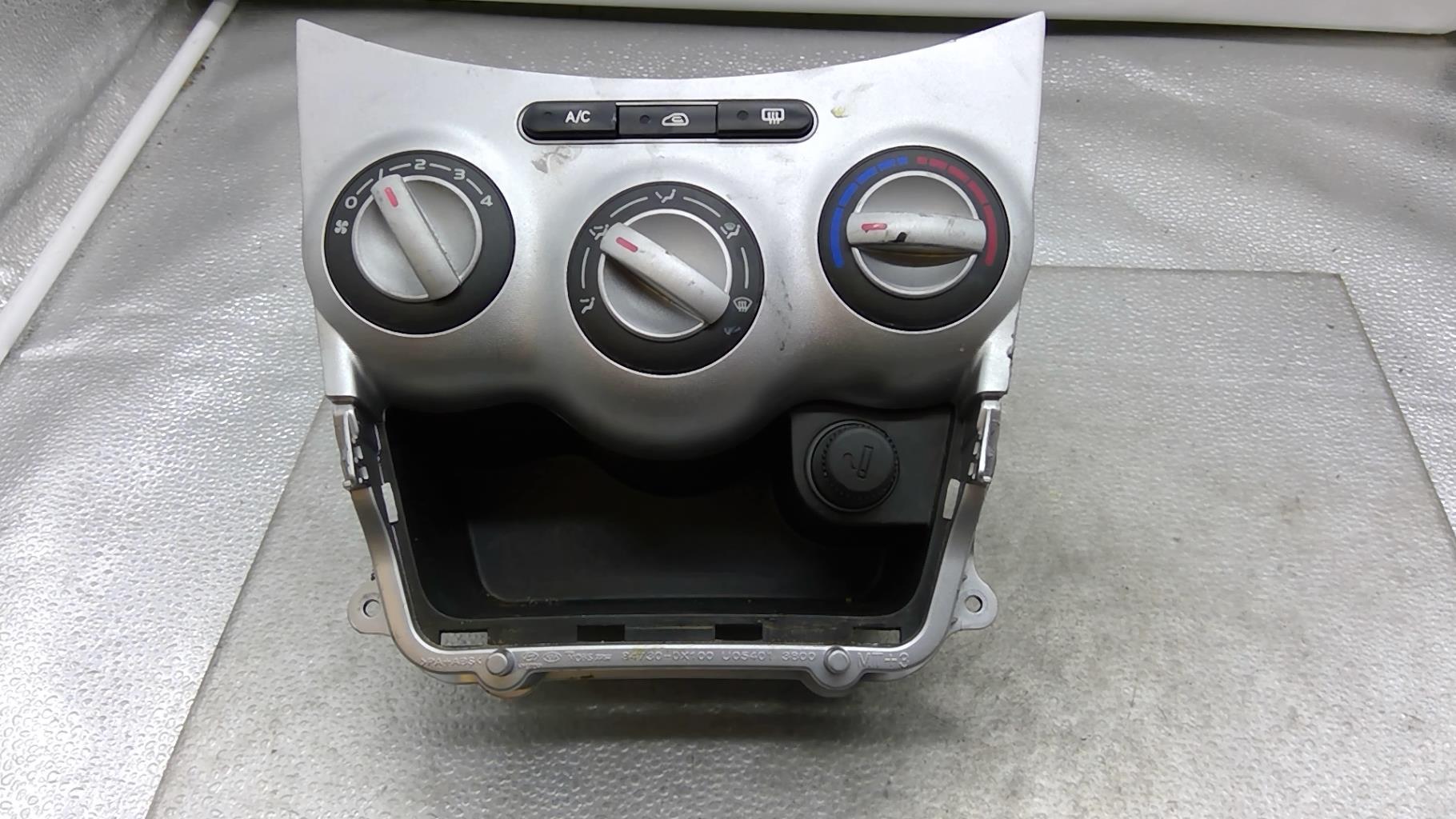 Commande chauffage HYUNDAI I 10 1 PHASE 1 Essence - 1