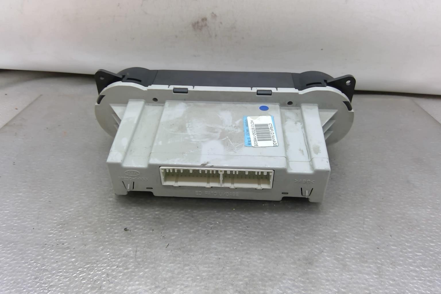Commande chauffage KIA CEE-D 1 SPORT WAGON PHASE 1 BREAK Diesel - 1