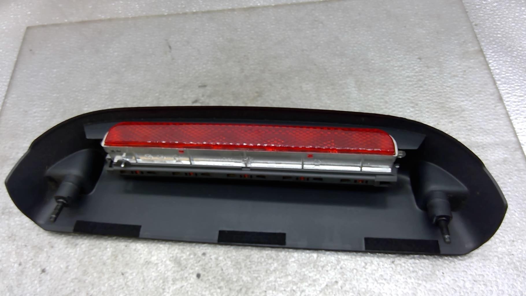 Feu arriere stop central CITROEN NEMO Diesel - 1