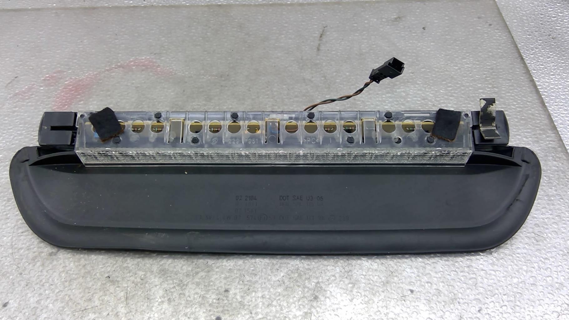 Feu arriere stop central BMW SERIE 5 E60 PHASE 2 Diesel - 1