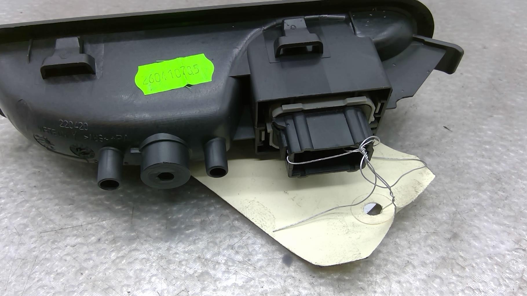 Interruttore lavacristalli posteriore destro RENAULT CLIO 3 PHASE 2 BREAK Diésel - 1