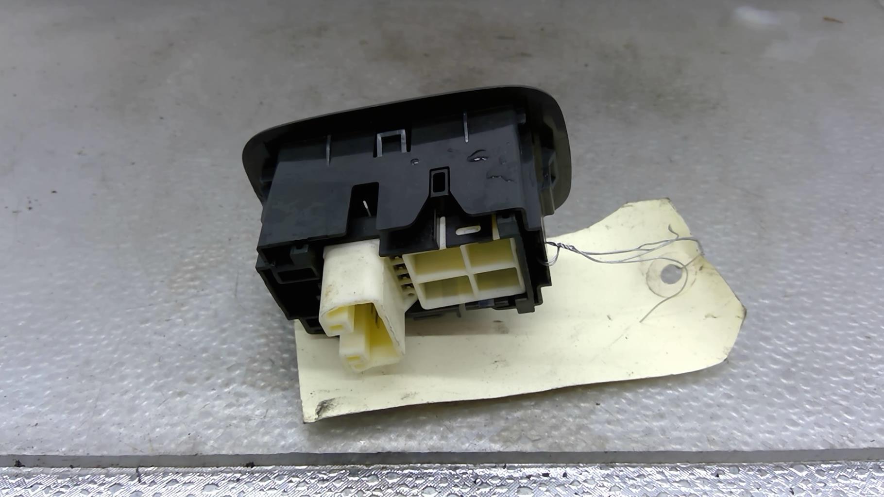 Interruttore lavacristalli posteriore sinistro TOYOTA AURIS 1 PHASE 1 Diésel - 1