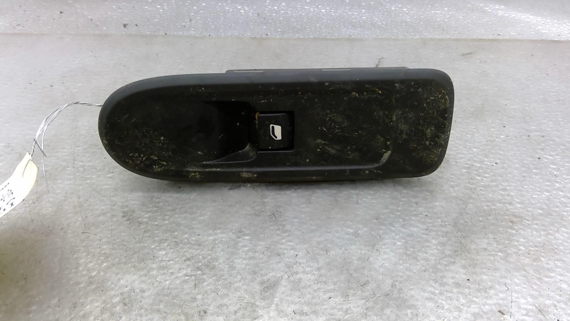 Interruttore lavacristalli anteriore destro CITROEN C3 2 PHASE 1 Diésel - 1