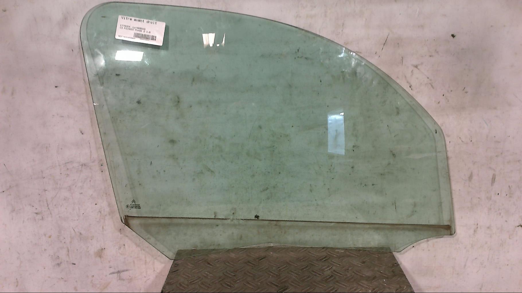 Vitre avant droit CITROEN C3 PICASSO PHASE 1 Diesel - 1