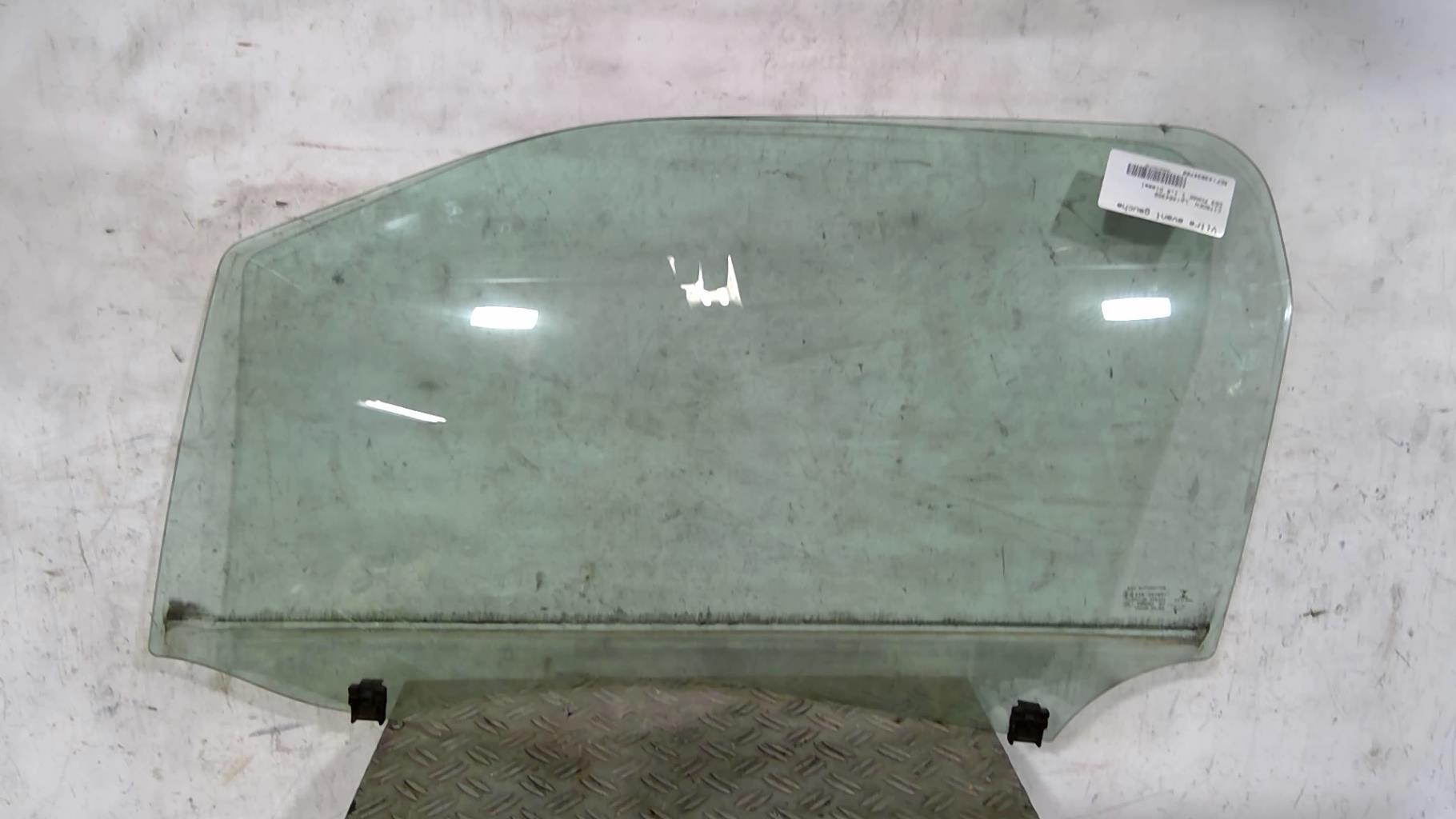 Vitre avant gauche CITROEN DS3 PHASE 1 Diesel - 1