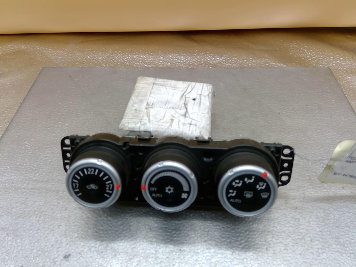 Commande chauffage PEUGEOT 4007 Diesel - 1