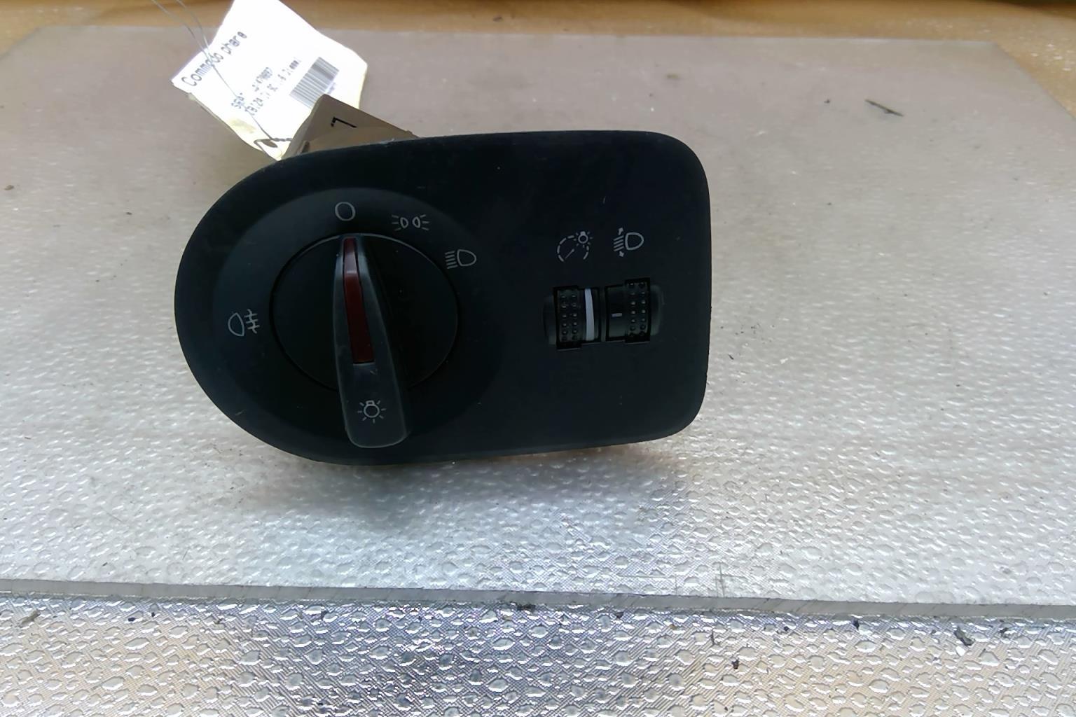 Commodo phare SEAT IBIZA 4 PHASE 1 Diesel - 1