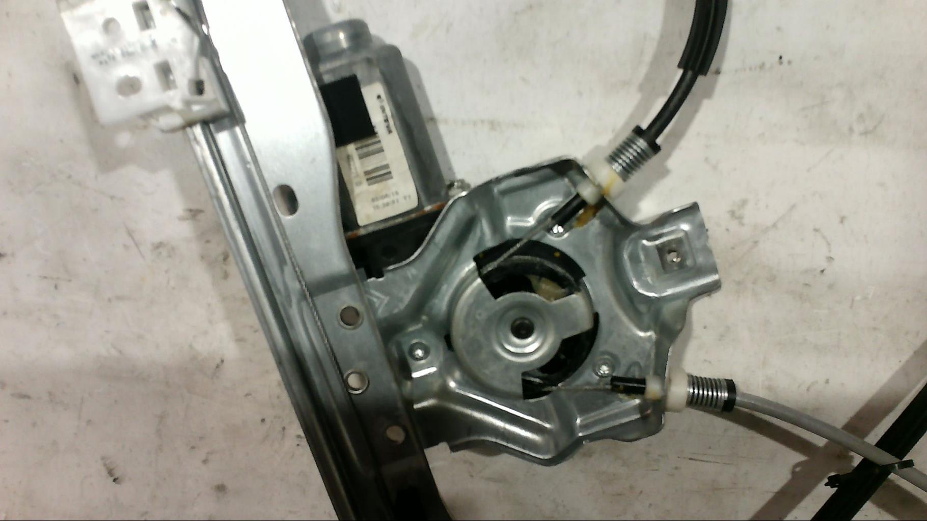 Leve vitre electrique avant droit DS DS3 PHASE 2 Diesel - 1