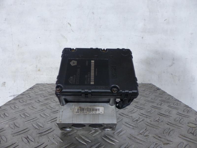 Bloc ABS (freins anti-blocage) CHRYSLER PT CRUISER PHASE 1 BREAK Diesel - 1
