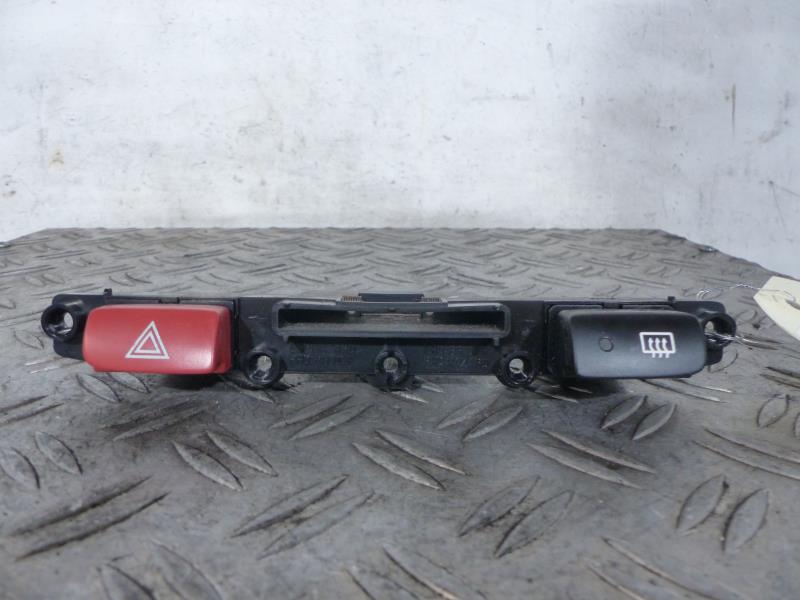 Bouton de warning KIA RIO 2 PHASE 1 Essence - 1