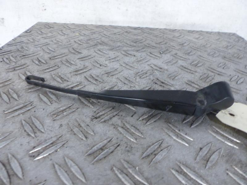 Braccio tergicristallo posteriore FORD FIESTA 5 PHASE 2 Diésel - 1