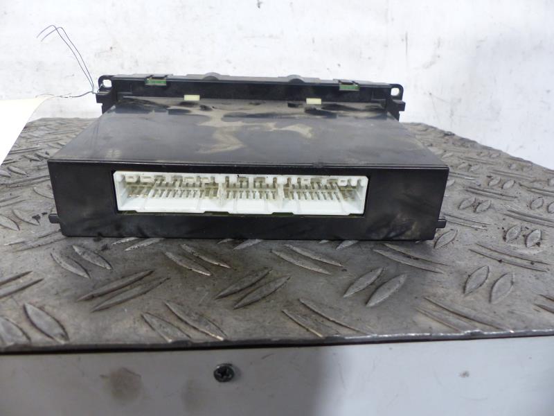 Commande chauffage MITSUBISHI GRANDIS  - 1