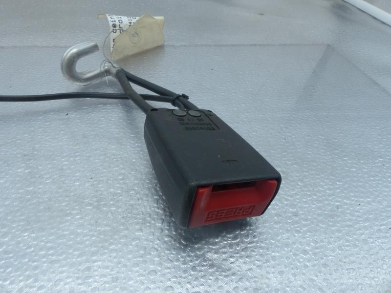Aggancio cintura sicurezza posteriore destro CITROEN C5 1 PHASE 2 Diésel - 1