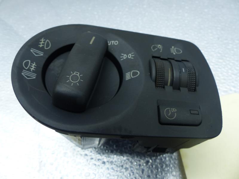 Commodo phare AUDI A3 2 SPORTBACK PHASE 1 Diesel - 1